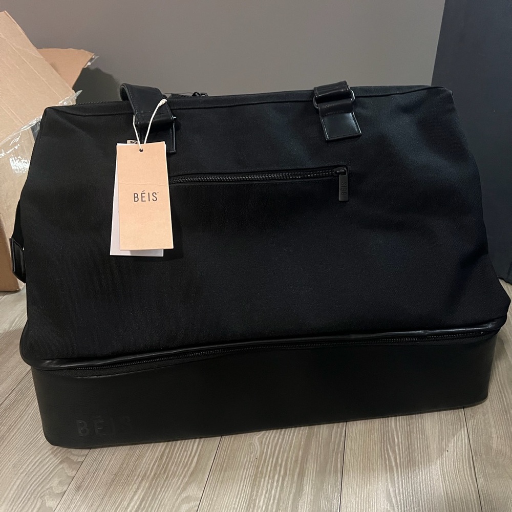 BEIS Black Travel Duffel with Shoe Compartment - Picture 1 of 4